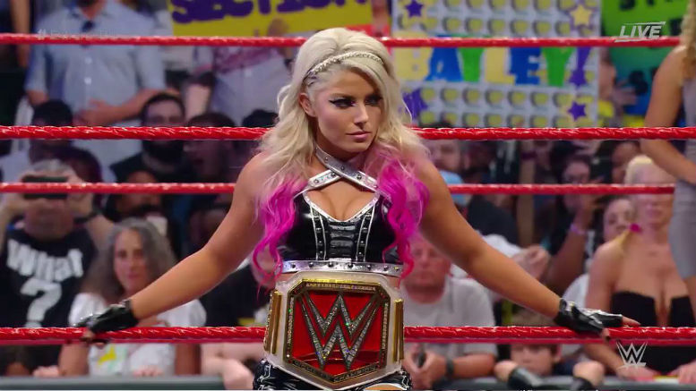 Total Divas Gets New Cast Members; Fozzy Tour Update; WWE Stars Welcome Babies Into The World