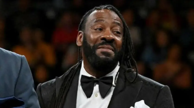 310lb WWE Star Shocks Wrestling community by Taking Out Booker T Mid-Clash
